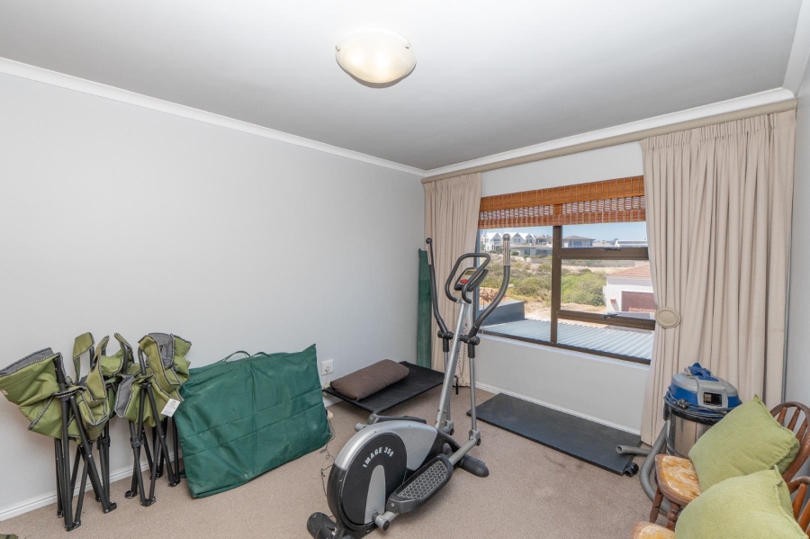 7 Bedroom Property for Sale in Myburgh Park Western Cape